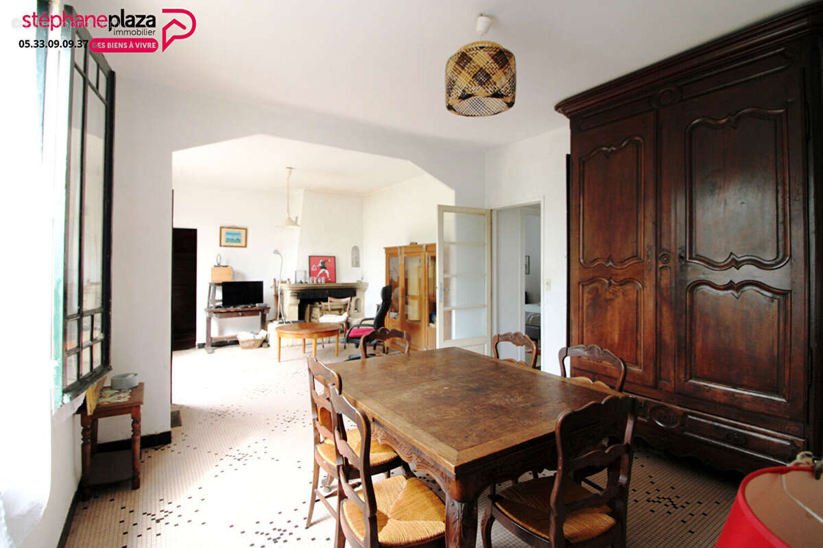 Maison à VILLENAVE-D'ORNON