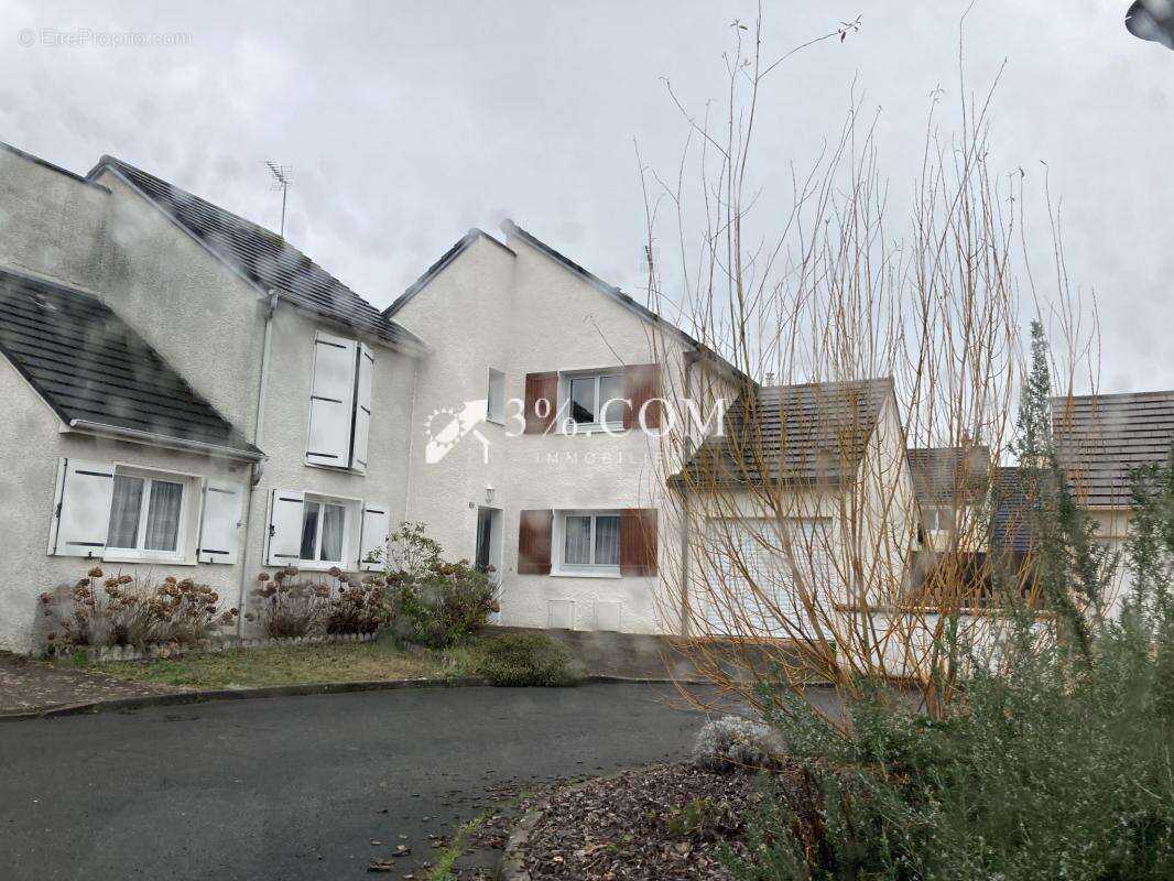 Maison à CHATELLERAULT