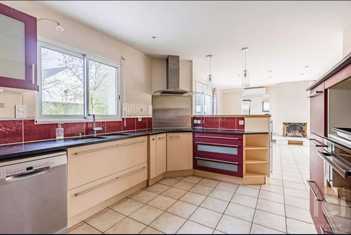 Maison Thouare Sur Loire 7 pièce(s) 165 m2 - photo 10
