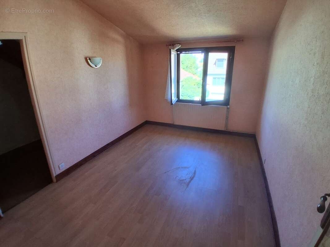 Maison 140 m² à Yerres  - photo 11