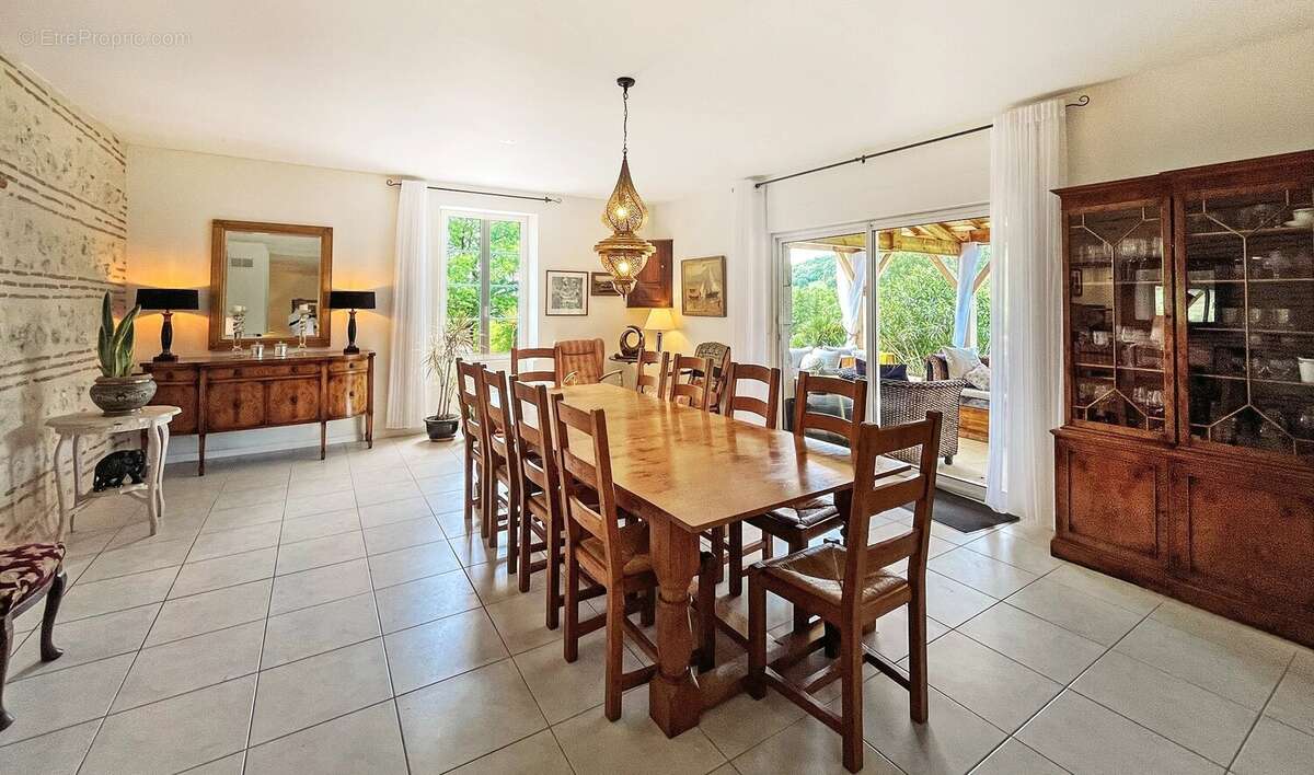 Maison à CASTELMORON-SUR-LOT