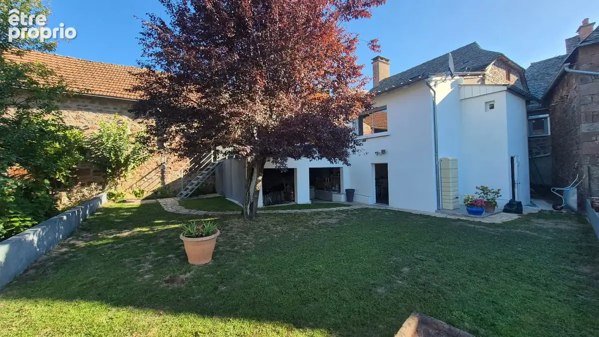 Ensemble de deux maisons sur une parcelle de 284 m² à 15 minutes d'Espalion - photo 9