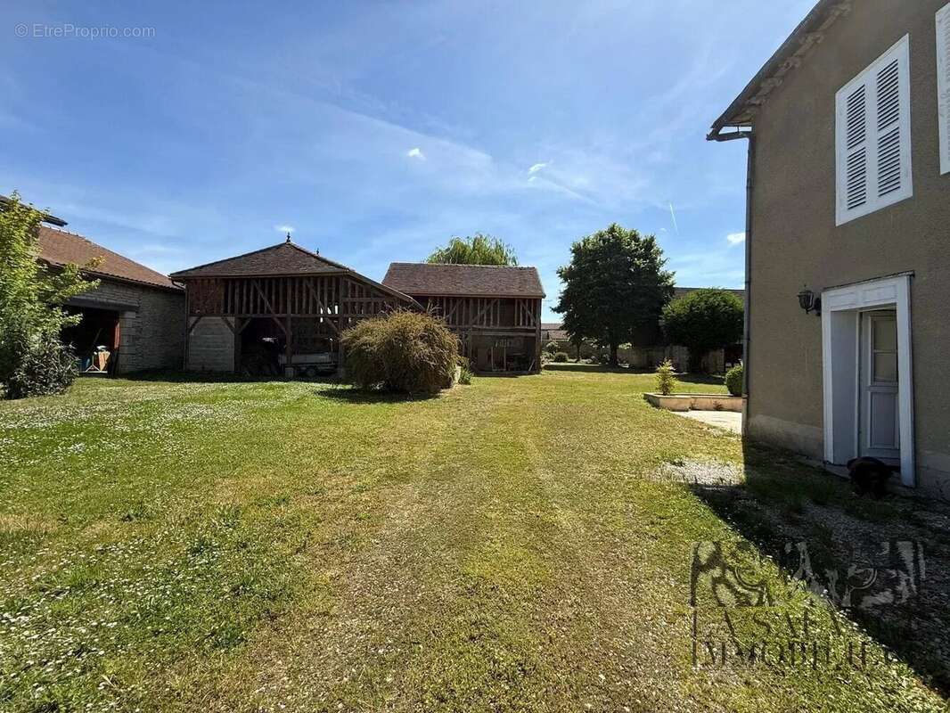 Maison à DIENVILLE