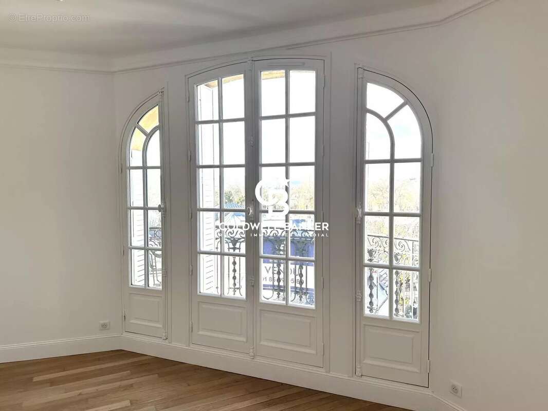 Appartement à LE VESINET
