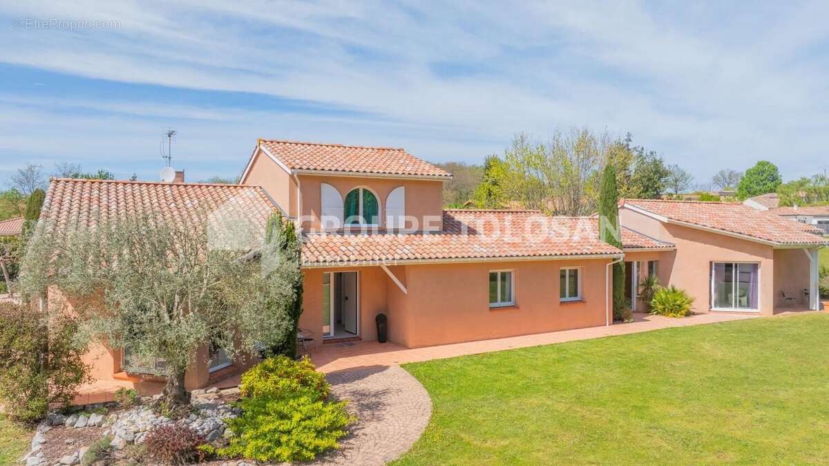 Maison à MONTASTRUC-LA-CONSEILLERE