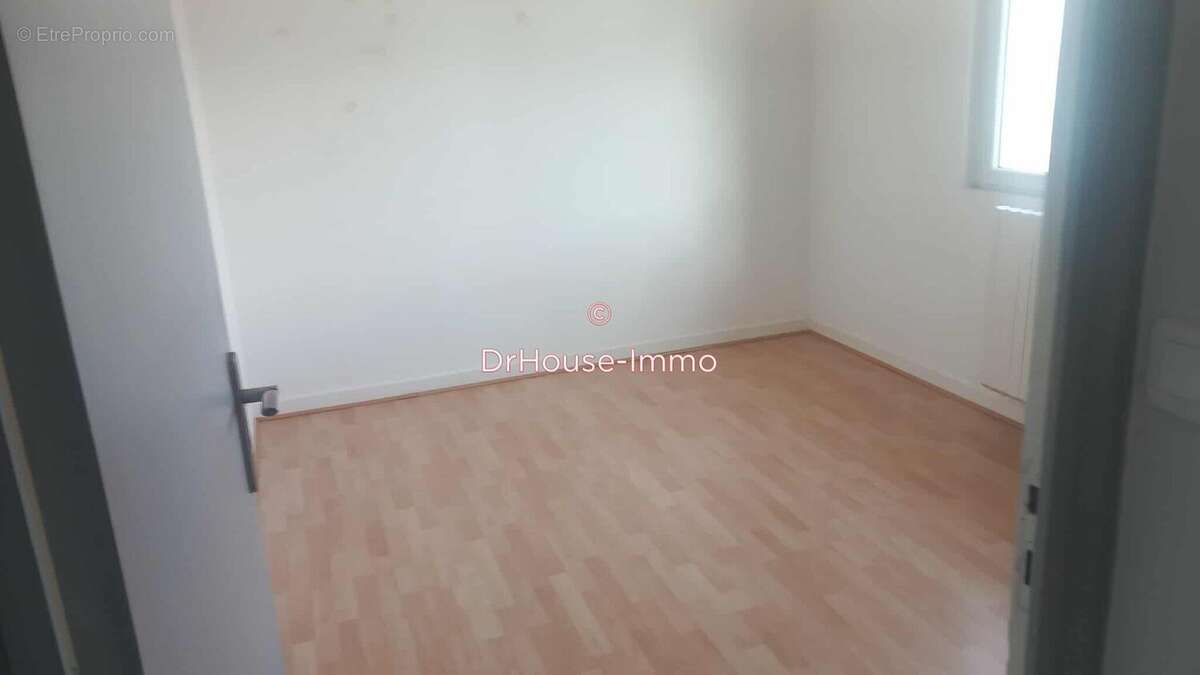 Appartement à BRIVES-CHARENSAC