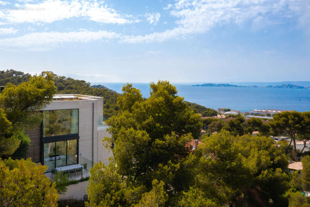 Maison à MARSEILLE-8E