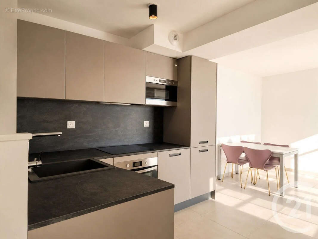 Appartement 58 m² à La Turbie  - photo 4