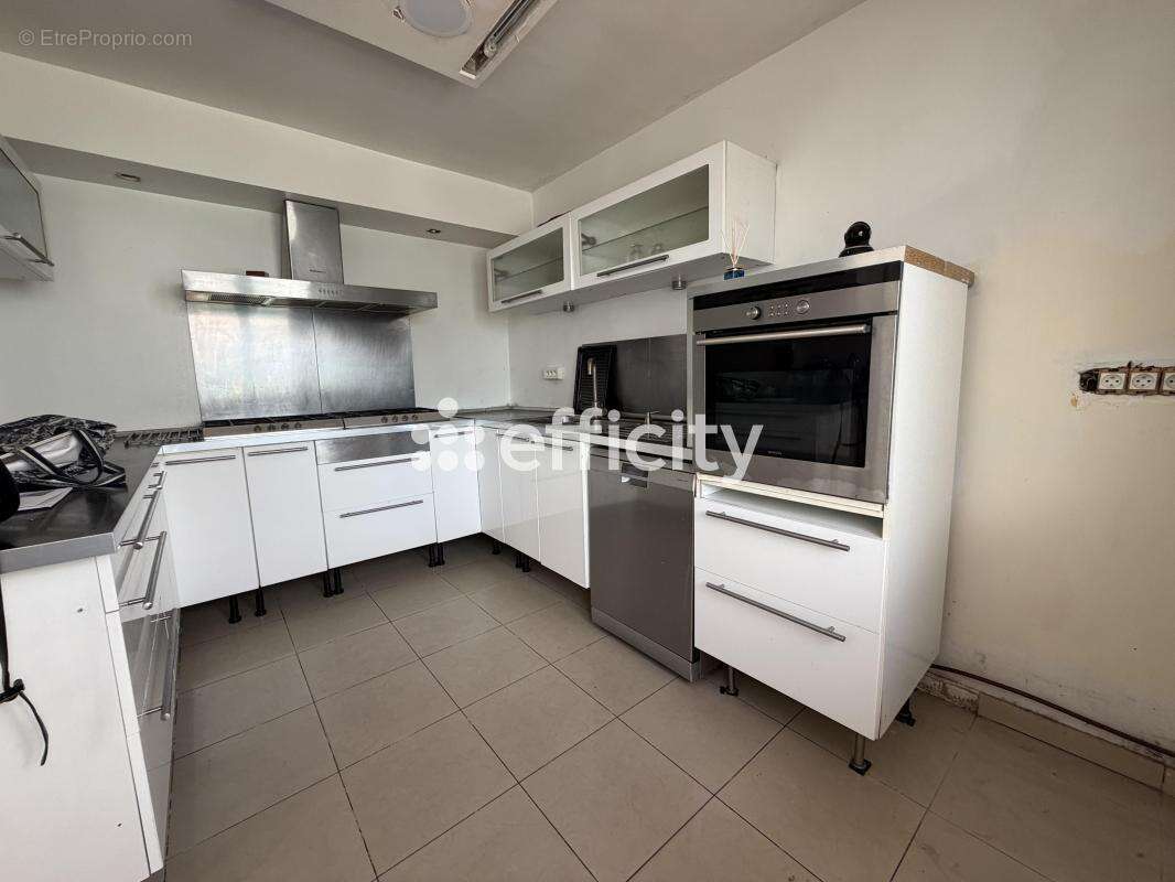 Maison 100 m² à Sartrouville  - photo 3