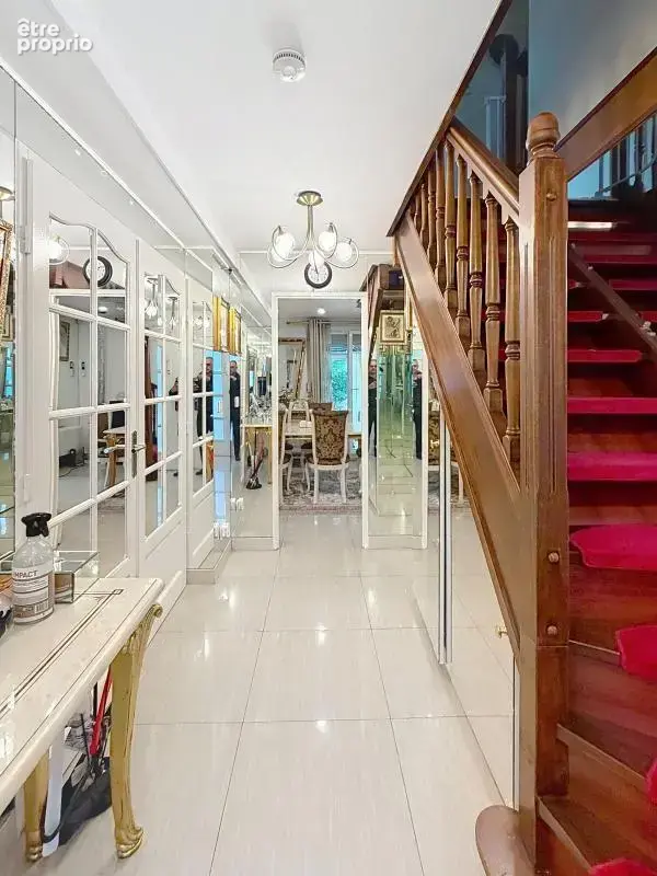 Coup de cœur familial à Bussy-Saint-Georges : maison indépendante 5/6 chambres, jardin, RER A et écoles à pied - photo 2
