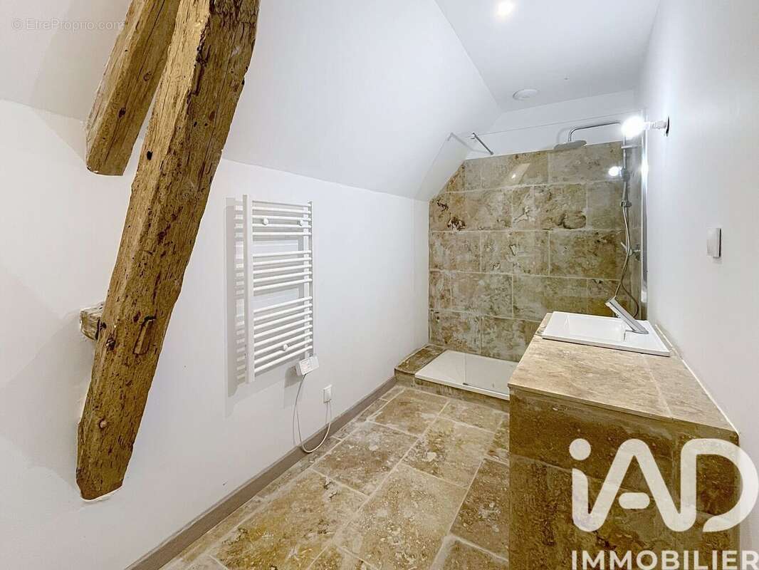 Photo 5 - Maison à HOUDAN