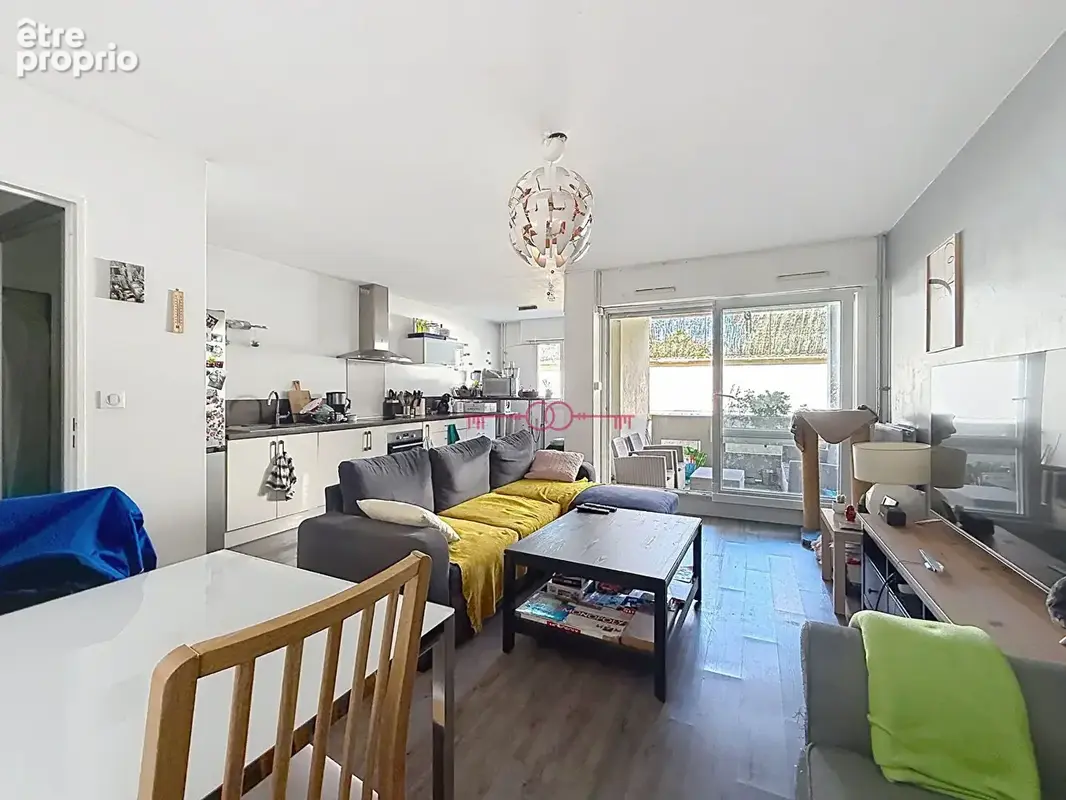 Appartement Reims 2 pièce(s) 53 m2 - photo 8