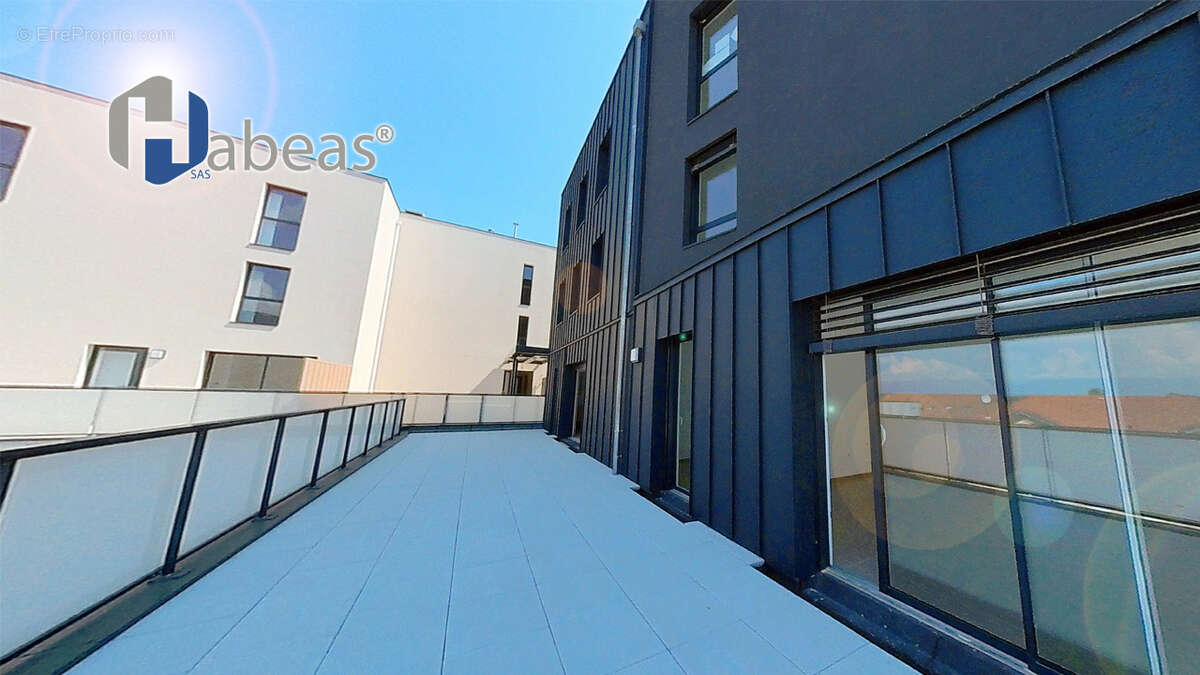 Appartement à VILLE-LA-GRAND