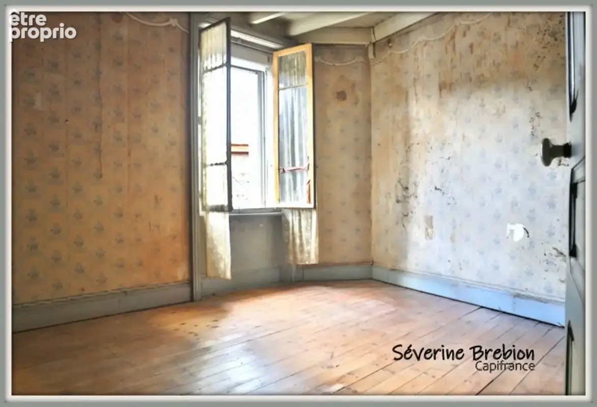 Maison à rénovée, 4 pièces, terrain attenant et non attenant LA MONNERIE LE MONTEL (63) - photo 9