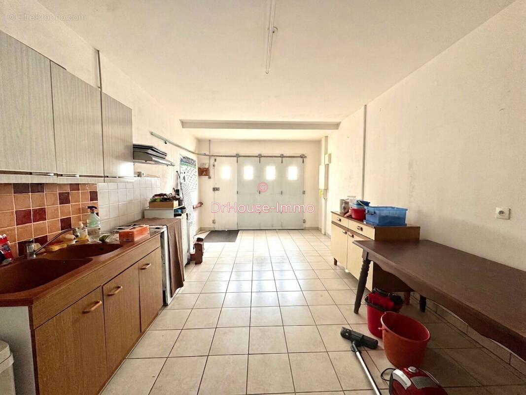 Maison 75 m² à Neuville-De-Poitou  - photo 8