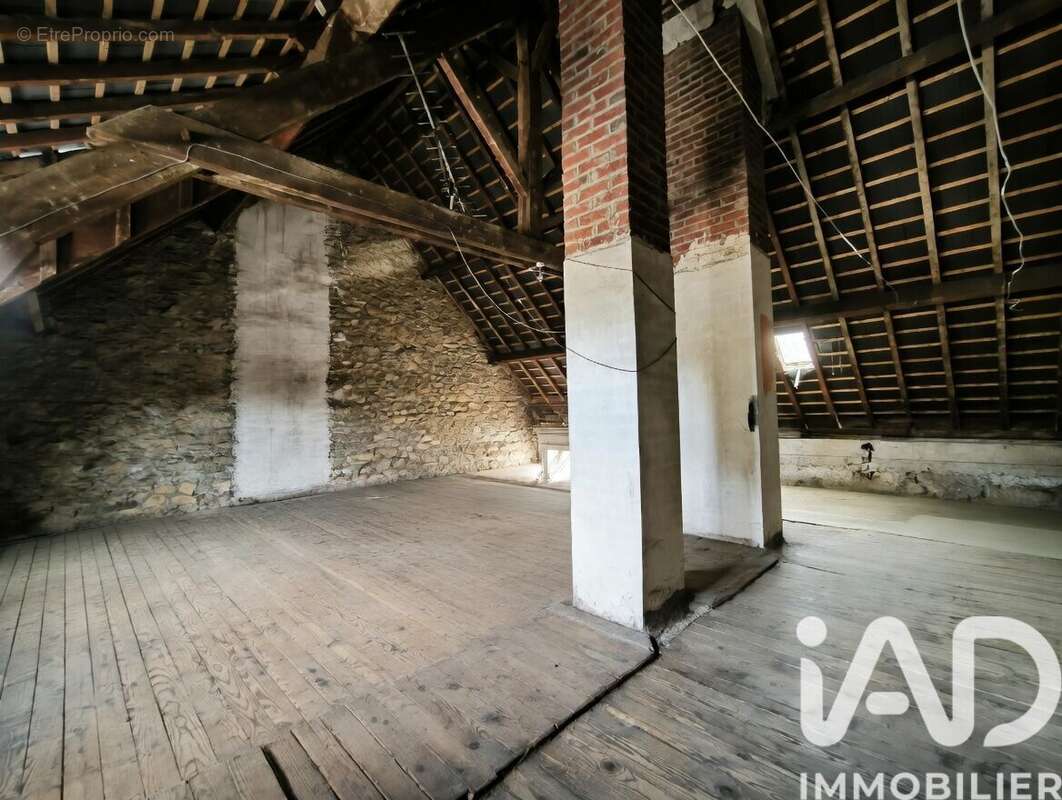 Appartement 125 m² à Nouzonville  - photo 9