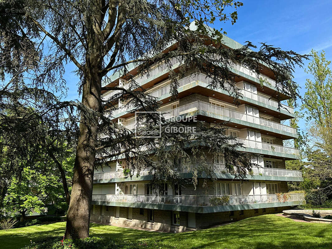 AGENCE GIBOIRE - Rennes Centre-ville - au sein d'un parc privé boisé de 1HA 36CA - photo 3