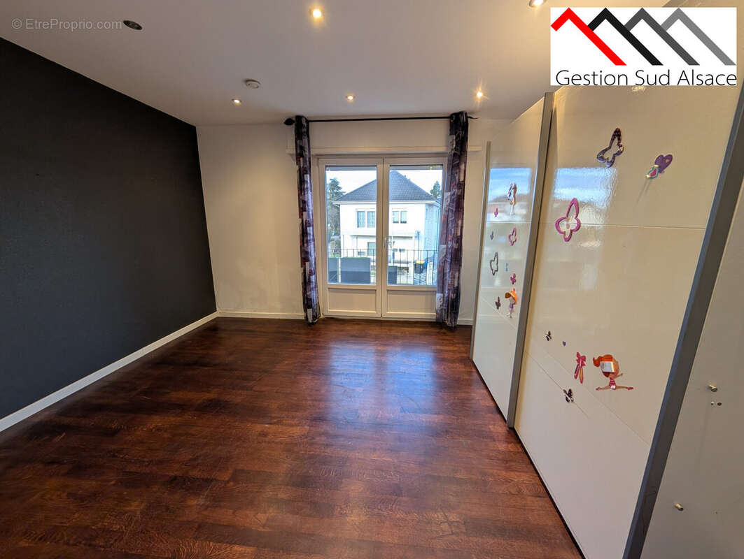 Maison 200 m² à Rixheim  - photo 5