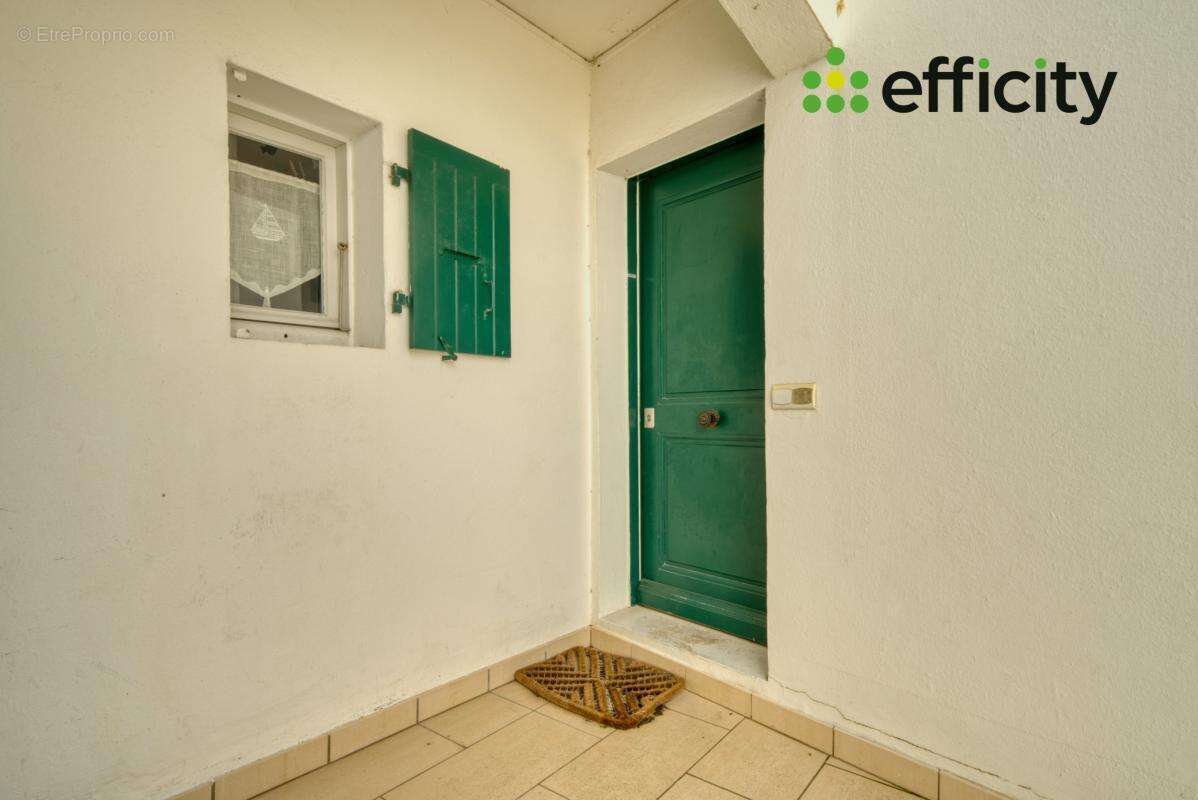 Appartement à SAINT-MARTIN-DE-RE