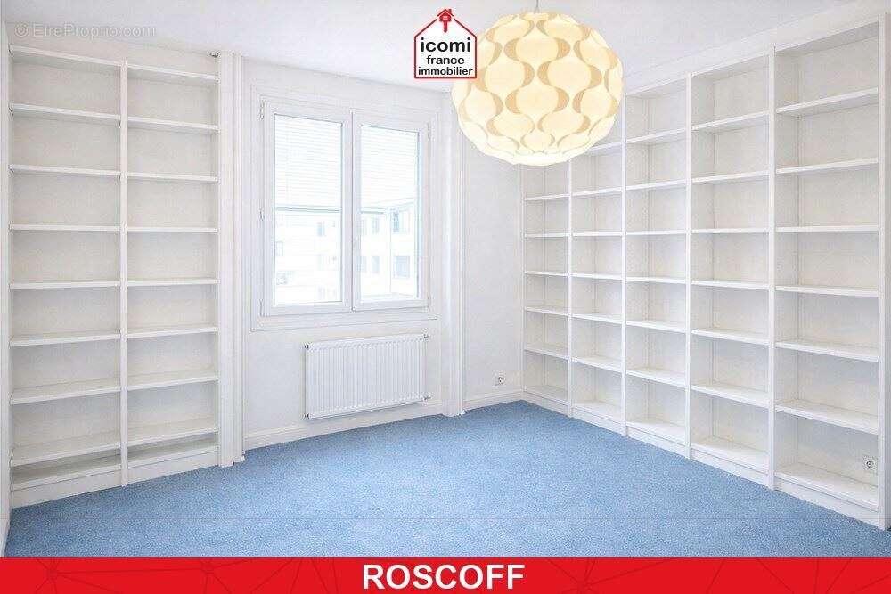 Finistere - roscoff (29680) - a vendre - maison t7 de +150m² : 1 studio et 1 duplex t5  - terrain 350m² environ - garage et stat - photo 6