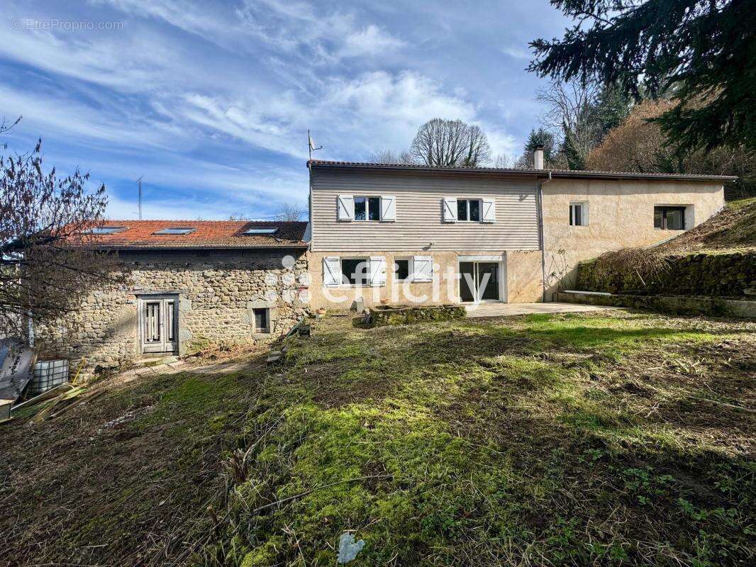 Maison 178 m² à Thiers  - photo 9