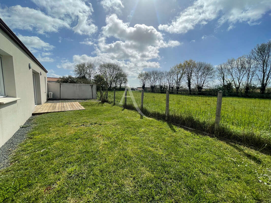 Maison à LE BERNARD