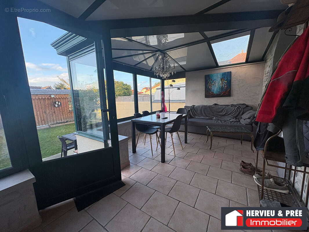 Maison à OUISTREHAM