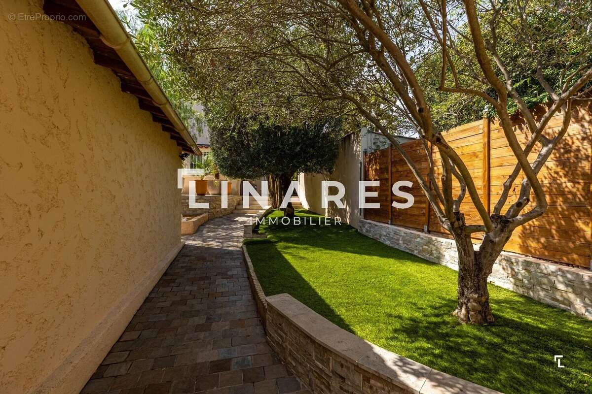 L'ÉCRIN DE LA TREILLE - Villa T4 de 85m² - Garage de 32m² - Terrain de 307m² - 13011 LA TREILLE - photo 14