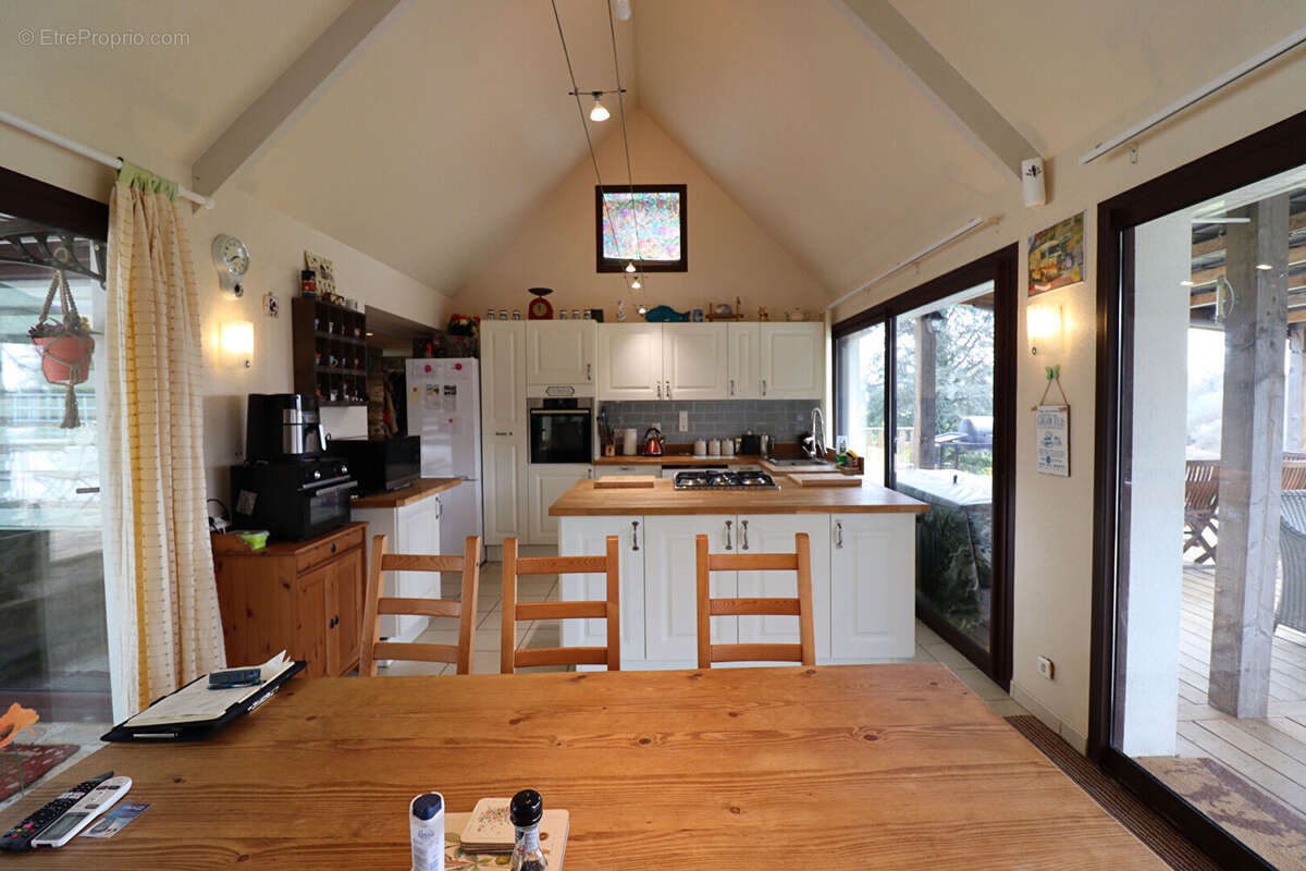 Maison à SAINT-SORNIN-LAVOLPS