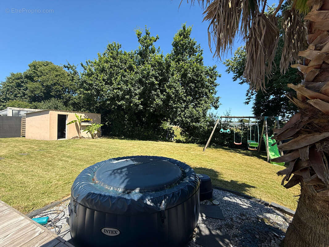 Maison à LE RELECQ-KERHUON