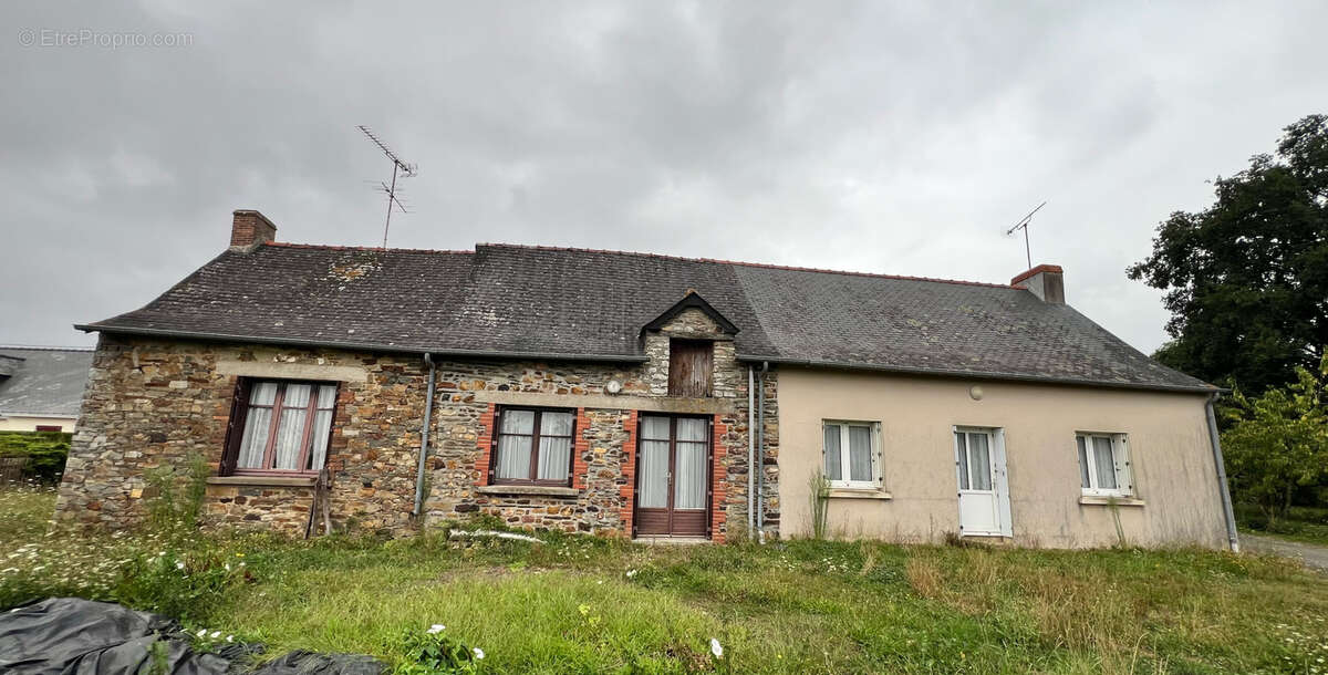 Maison à SION-LES-MINES
