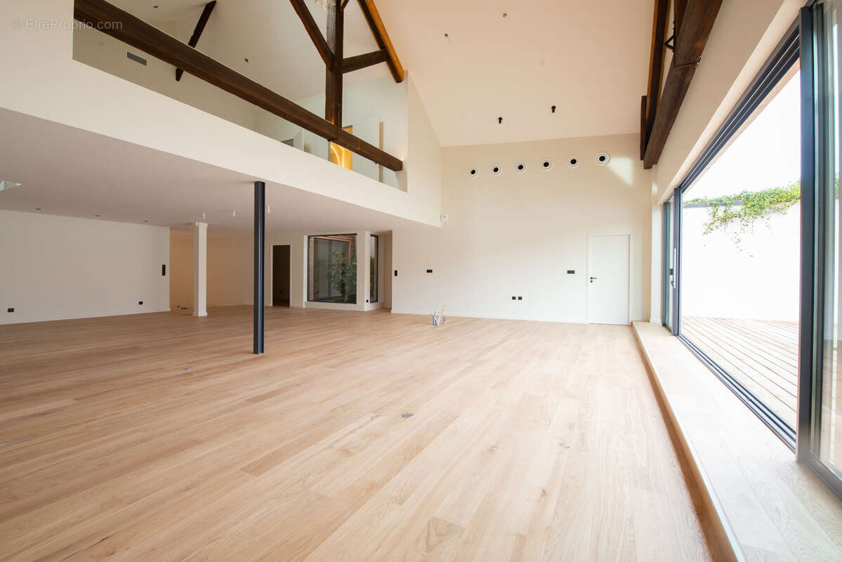 Appartement à BEGLES