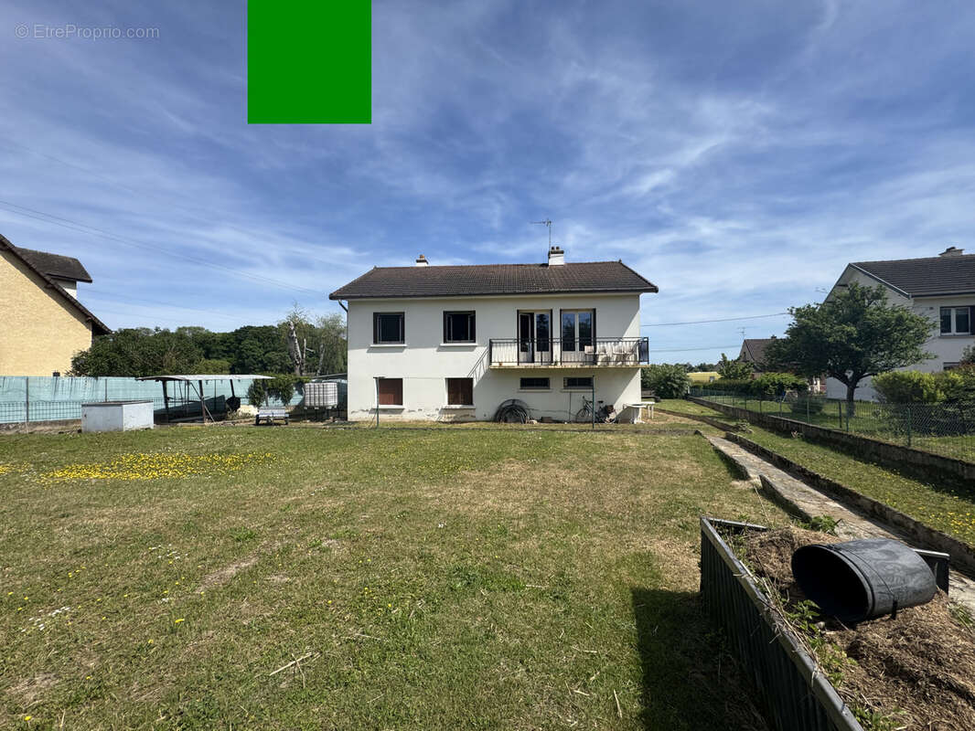 Maison à CHATENOY-LE-ROYAL