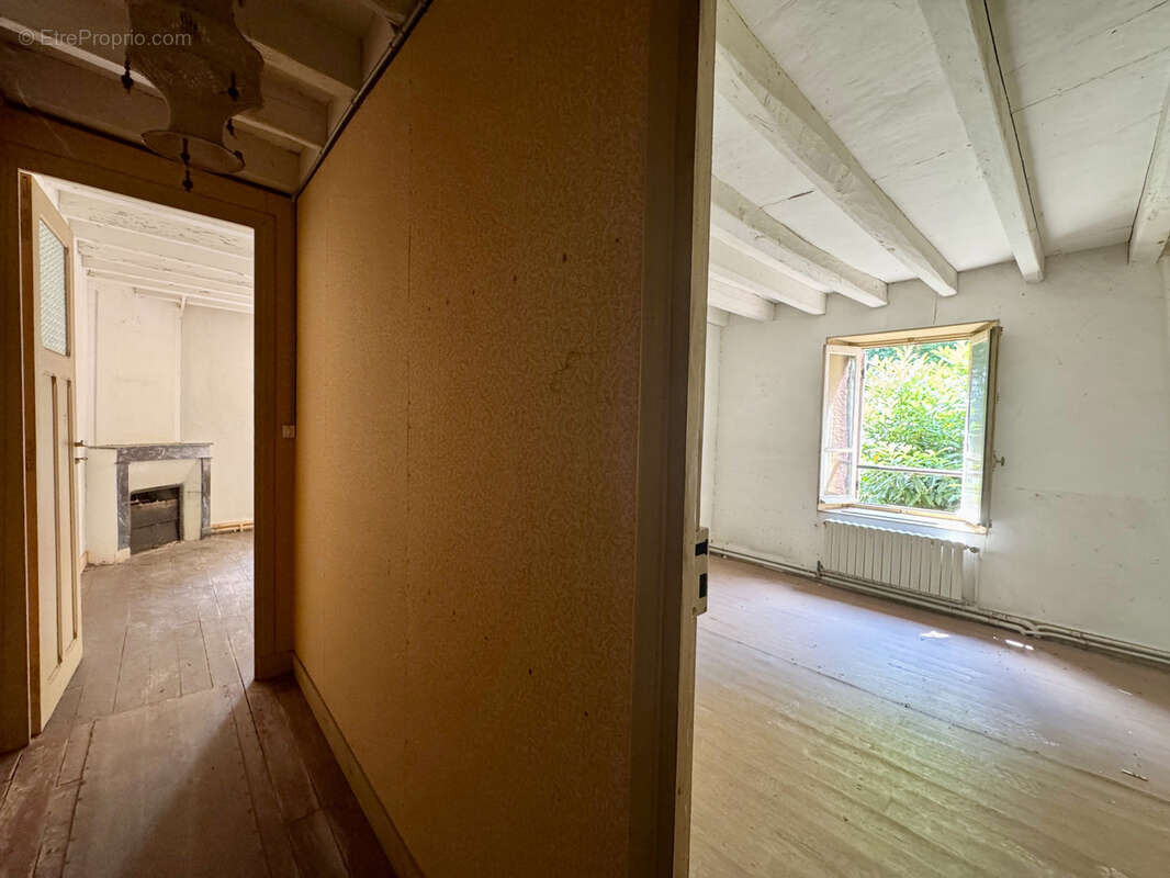 Maison à COULOMMIERS