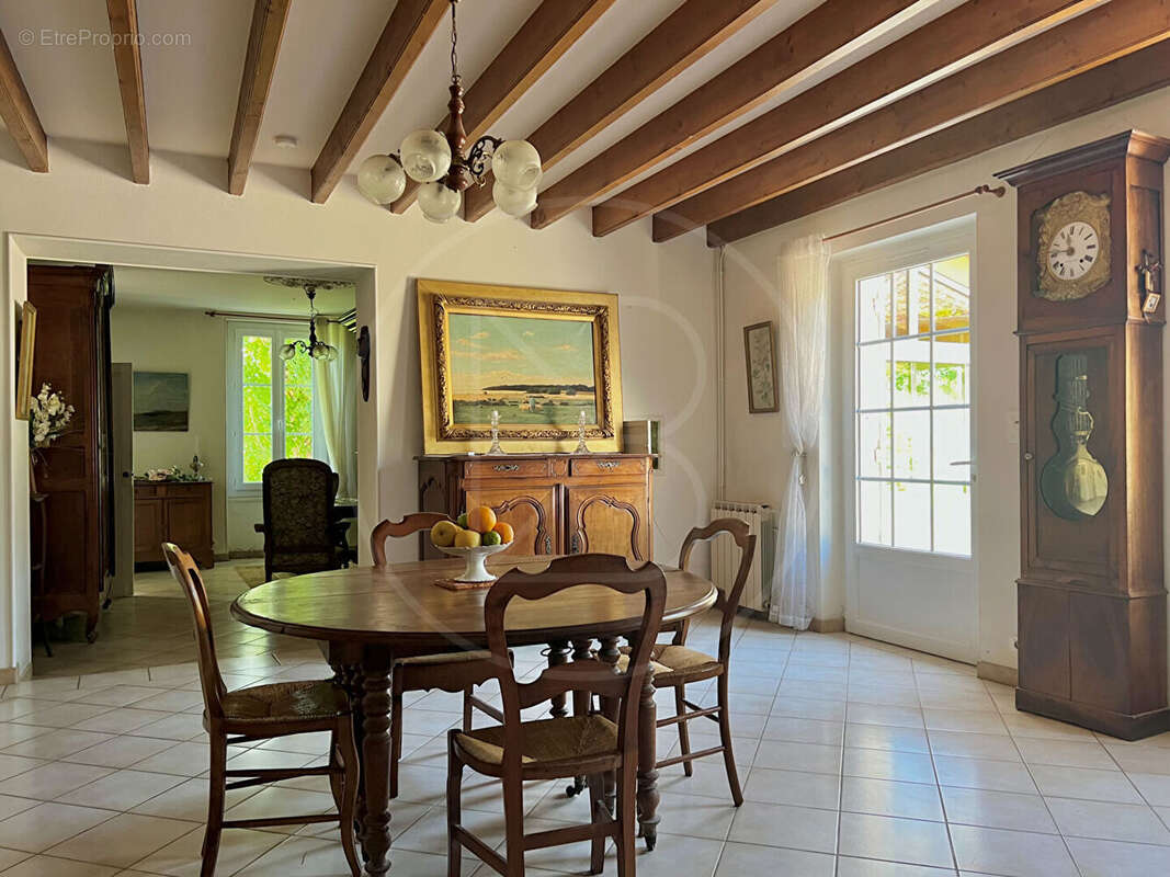 Maison à SAINTE-FOY-LA-GRANDE