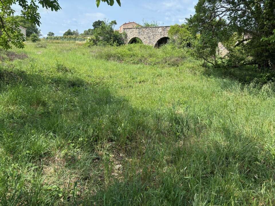 Terrain à VAGNAS