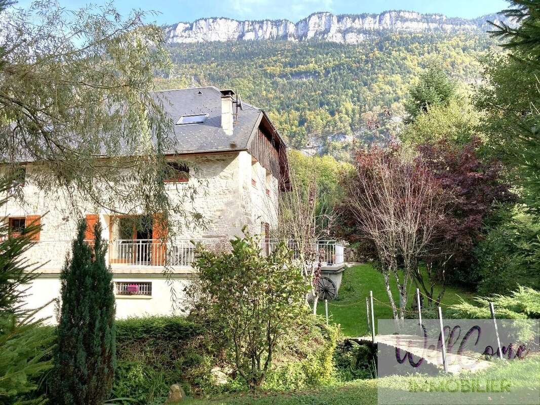 Maison à BARBERAZ