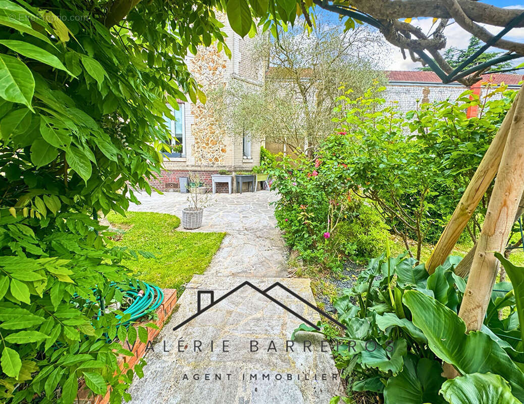 Maison à CAUDEBEC-LES-ELBEUF