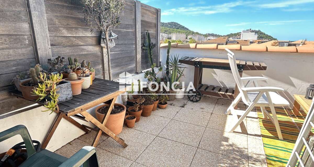 Appartement à MARSEILLE-8E