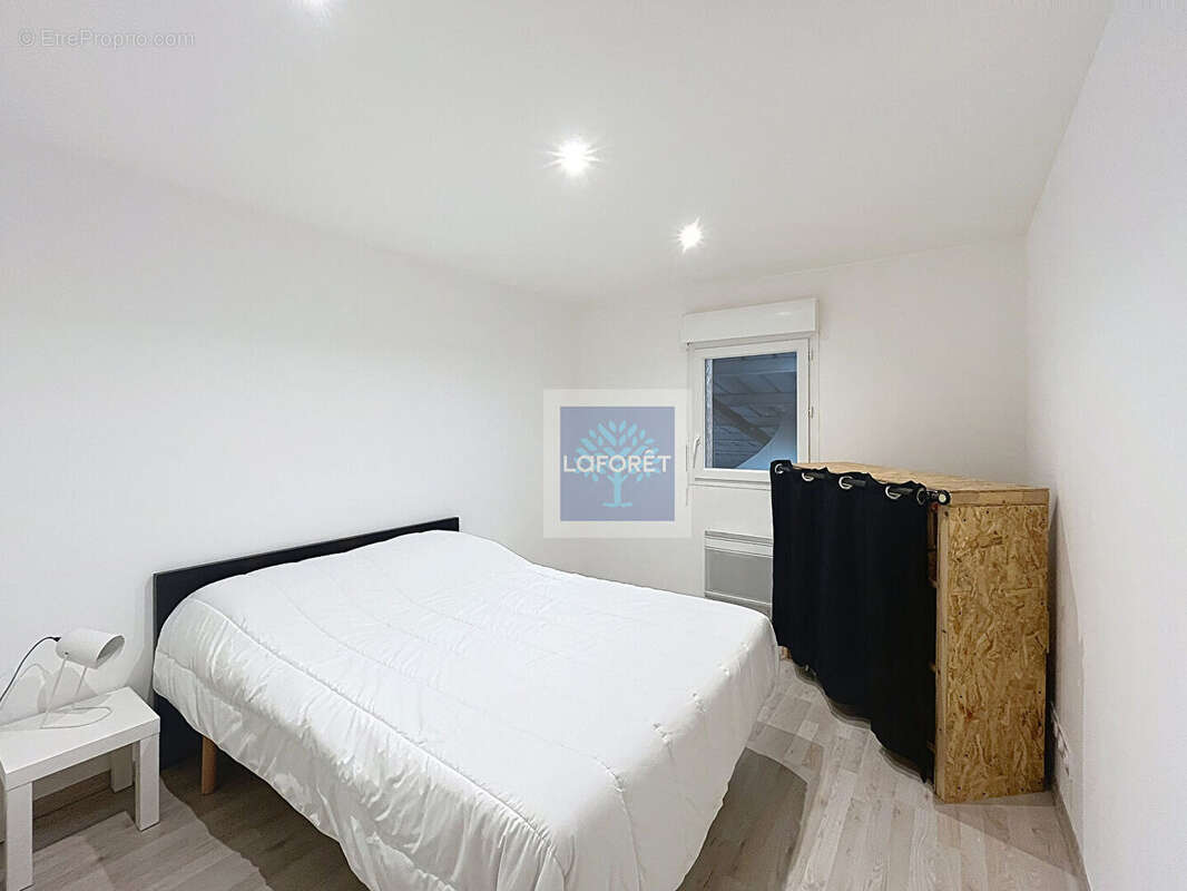 Appartement à SAINT-YZAN-DE-SOUDIAC