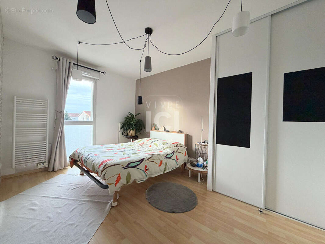 Appartement à SAINT-SEBASTIEN-SUR-LOIRE