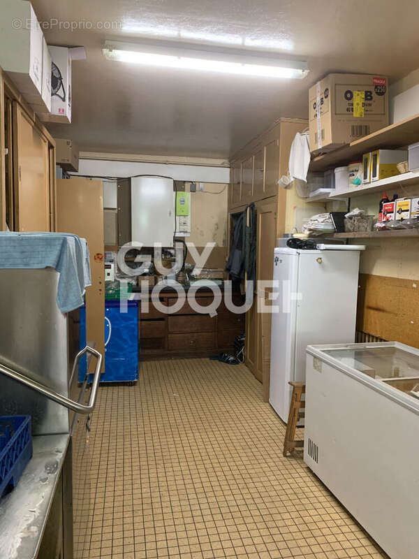 Commerce à MONTSAUCHE-LES-SETTONS