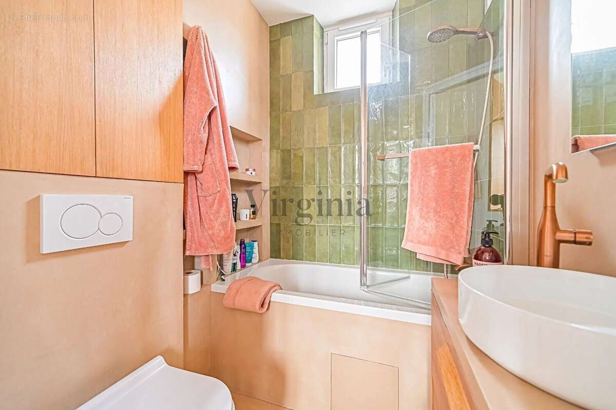 Appartement à CHARENTON-LE-PONT