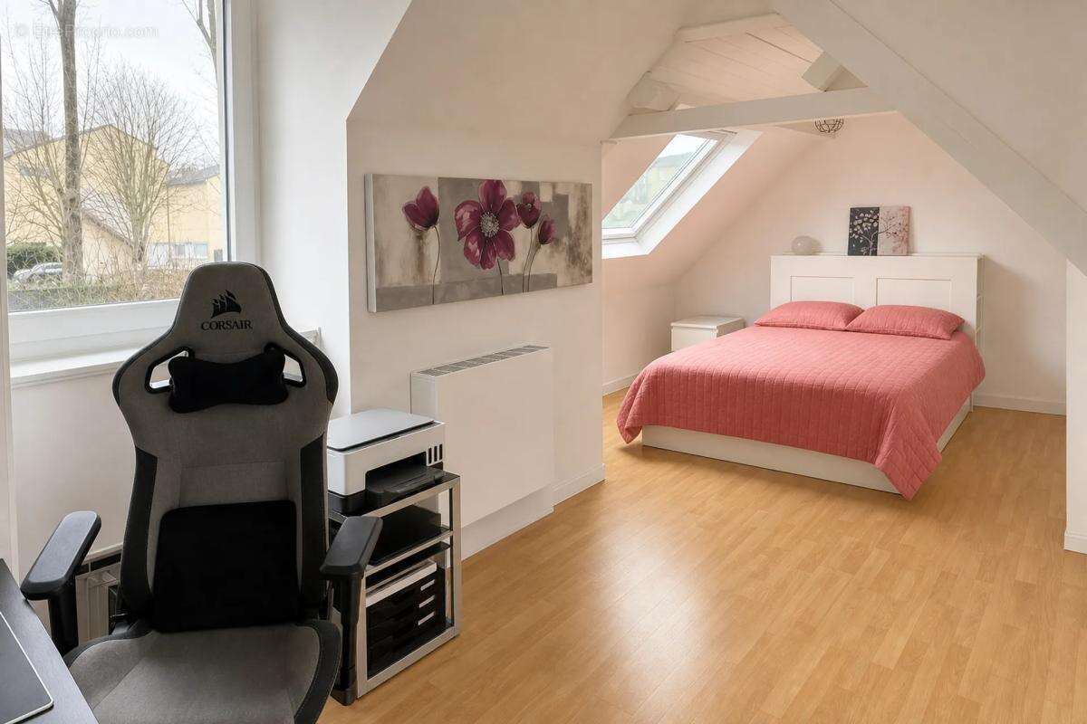 Spacieuse maison 7 pièces à Savigny-le-Temple - photo 10