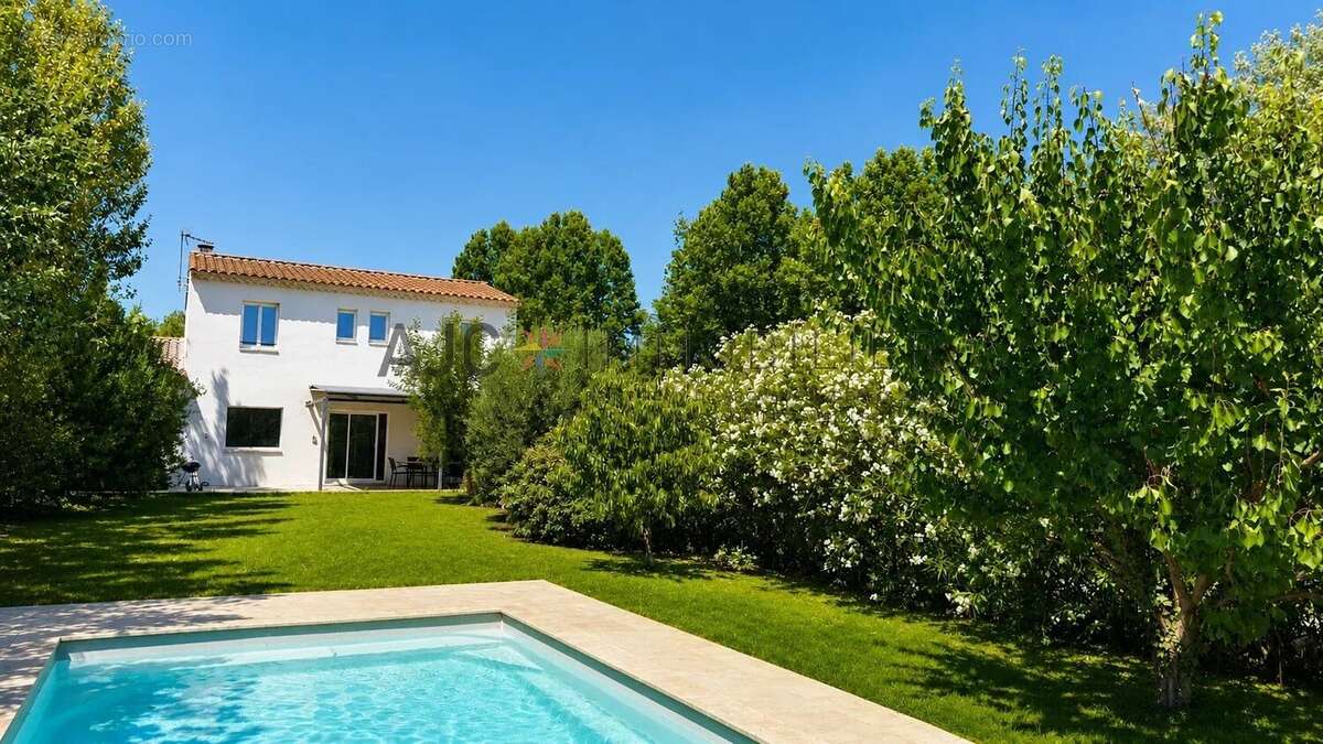 Maison à SAINT-REMY-DE-PROVENCE