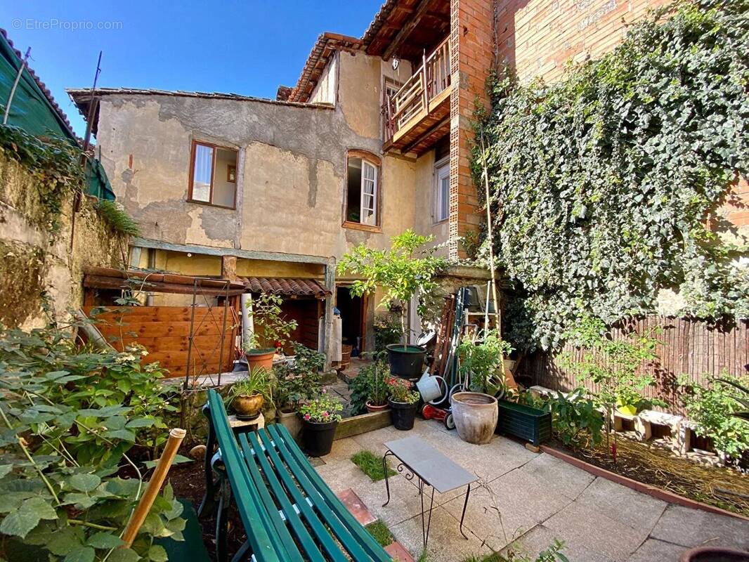 Maison à SABARAT