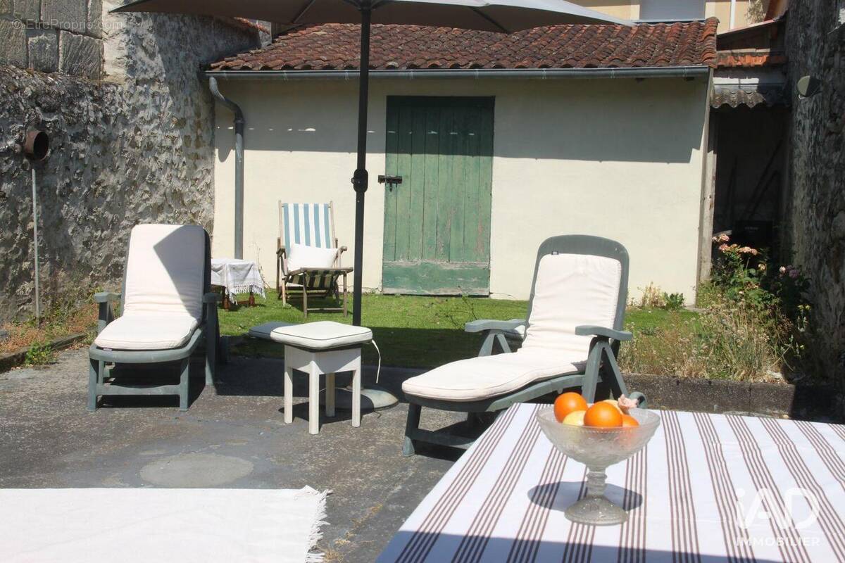 Photo 1 - Maison à SAUVETERRE-DE-GUYENNE