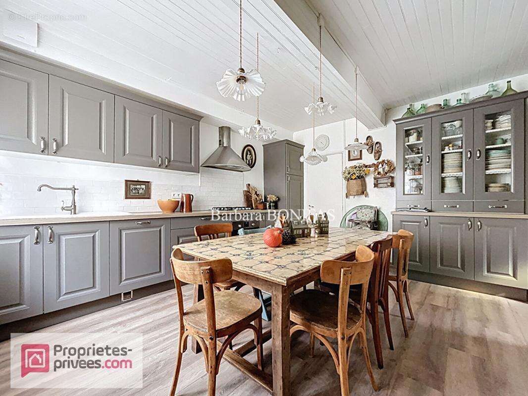 Maison à SAINT-SULPICE