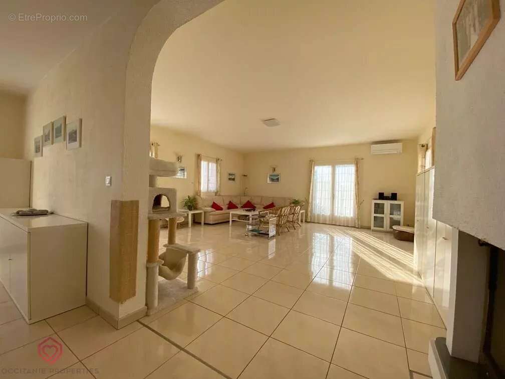 Maison à FRONTIGNAN-SAVES