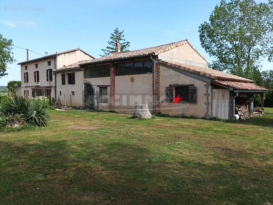 Maison à CARAMAN